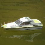 Cabin boat